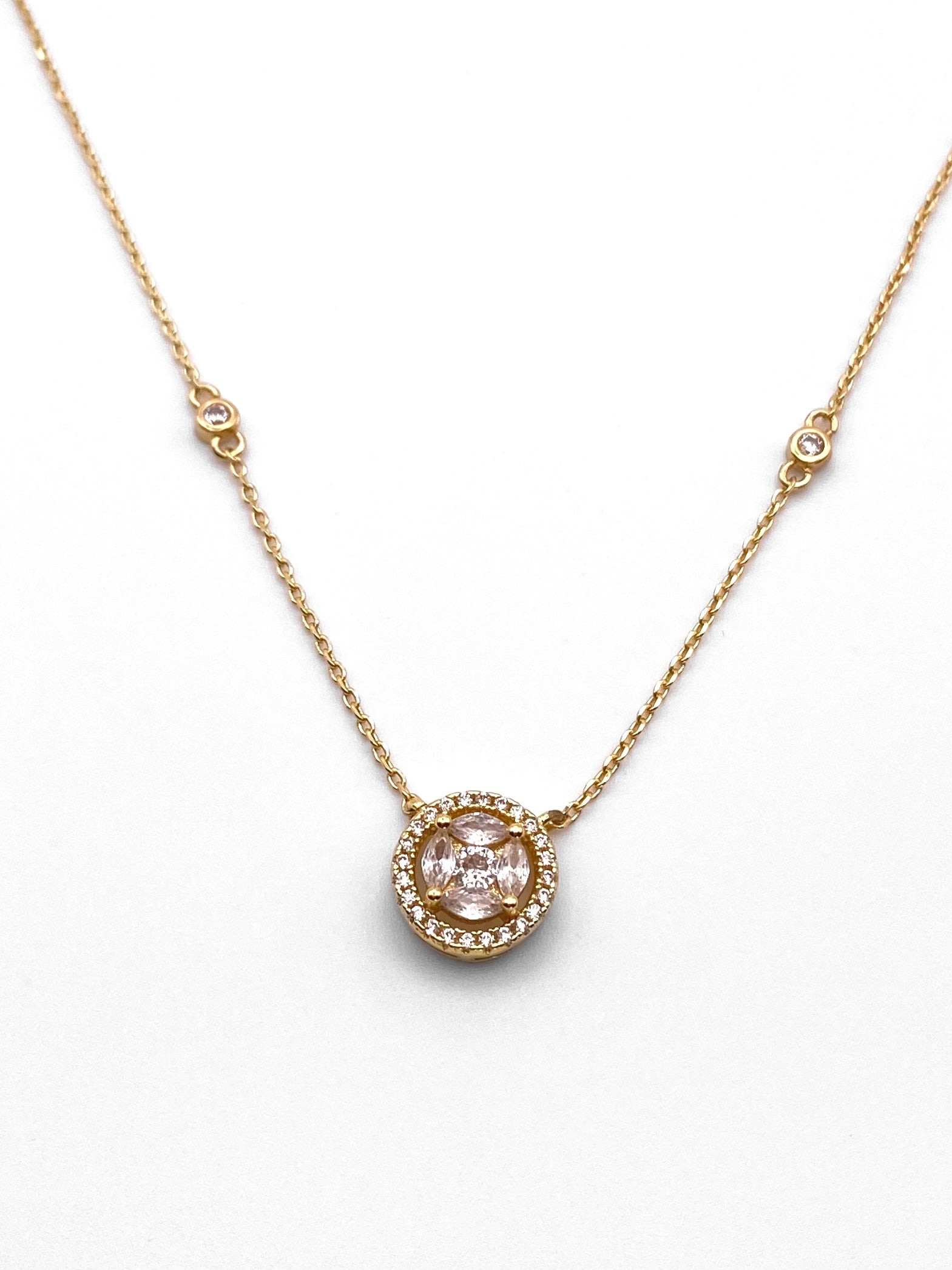 Halo Sparkle Necklace