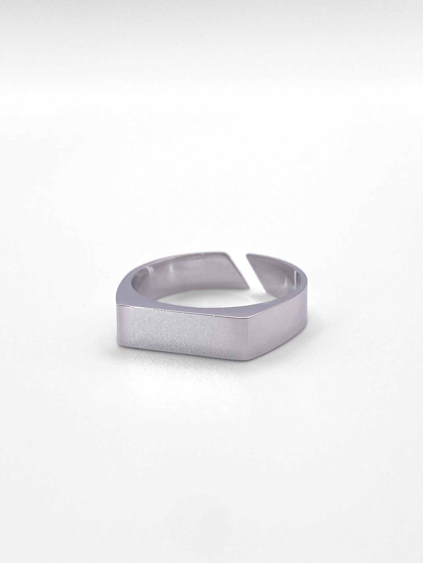 Edge Bold Ring