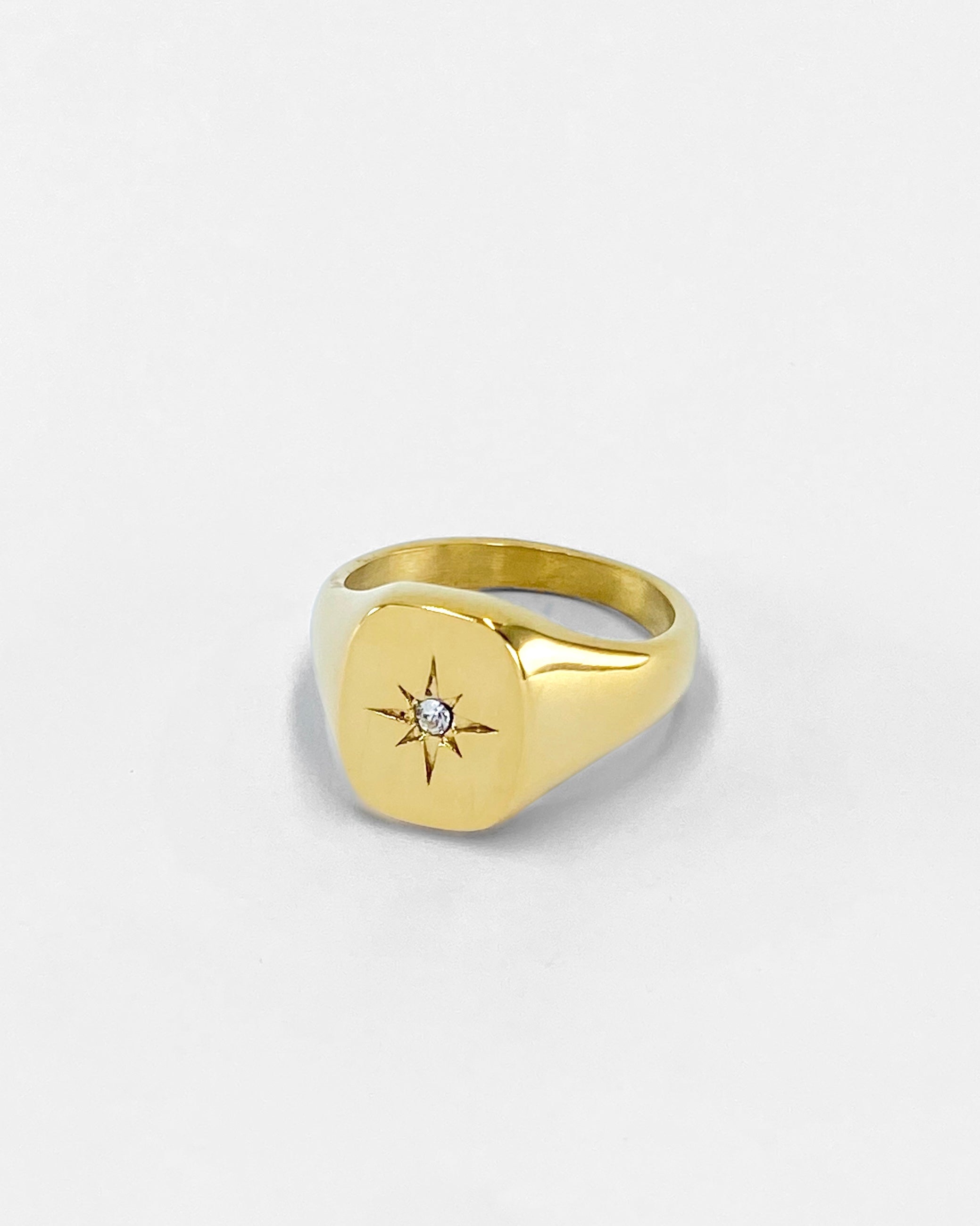Charm Star Ring